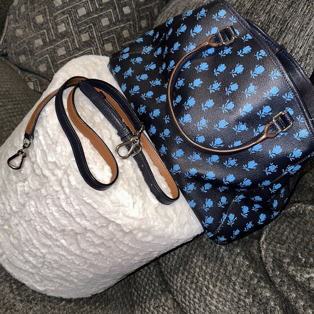 Purse - Picture 7 of 16